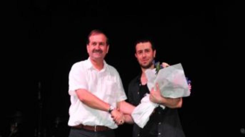 Emre Aydın Beylikd&uuml;z&uuml;l&uuml;leri Coşturdu