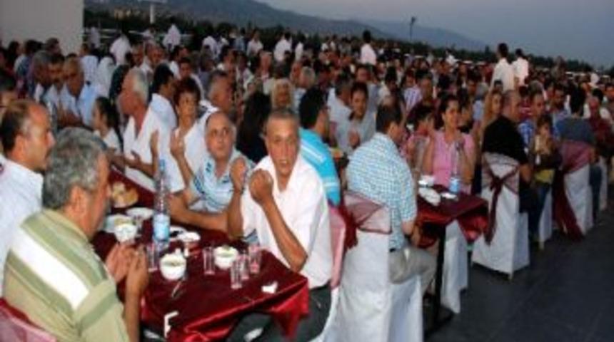 Mhp&rsquo;nin İftar Sofrası Vekiller Ve Partileri Buluşturdu