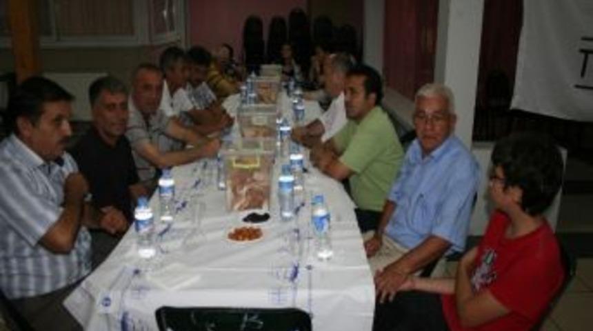 Kızılay &Ccedil;atalağzı Şubesi İftar D&uuml;zenledi