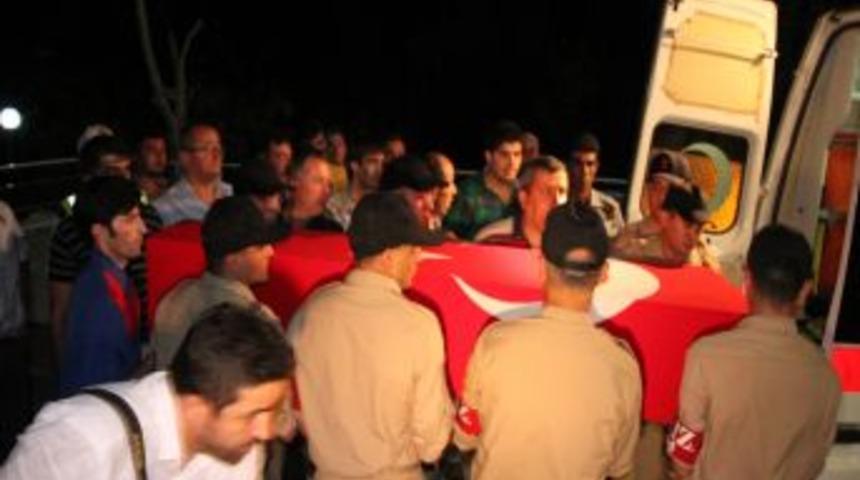 Şehit Er Metin &Ccedil;evik'in Cenazesi Memleketi Ereğli&rsquo;ye Getirildi