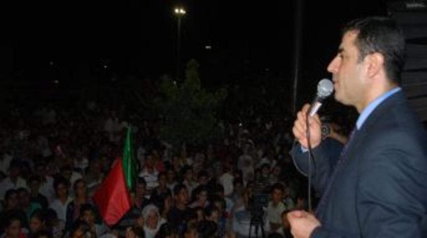 Demirtaş: M&uuml;zakereler Tekrar S&uuml;rd&uuml;r&uuml;ls&uuml;n