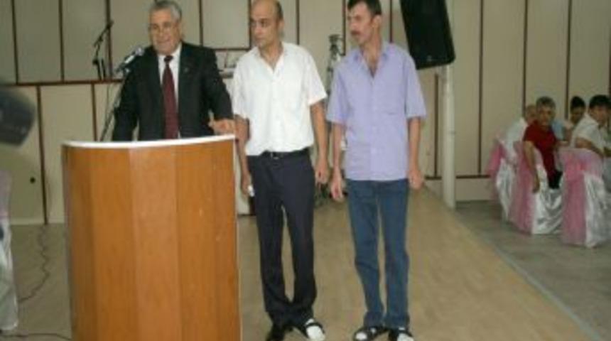 Mahalleli Ayakları Kesilmesin Diye Iki Kardeş I&ccedil;in Yardım Iftarı D&uuml;zenledi