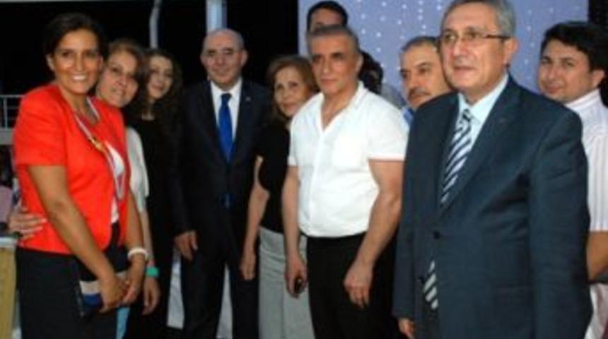 "Devlet acemi nalbat eşeğine d&ouml;nd&uuml;r&uuml;l&uuml;yor!"