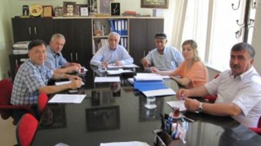 &Ouml;demiş &Ccedil;evre K&uuml;lt&uuml;r Birliği K&ouml;ylerin İhtiya&ccedil;larını Giderecek