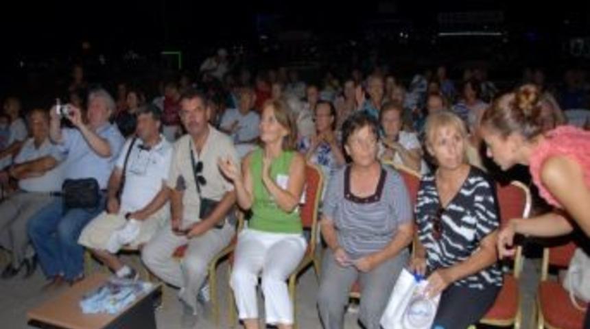 Akb&uuml;k'te &ldquo;atat&uuml;rk'ten Anılar&rdquo; Konferansı