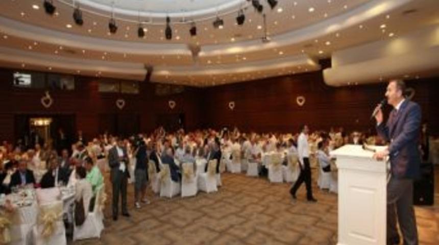 Başkan Yeniay, İşadamlarıyla İftarda Bir Araya Geldi