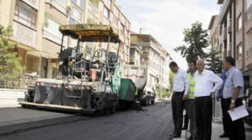 Başkan Yaşar, Asfalt &Ccedil;alışmalarını Denetledi