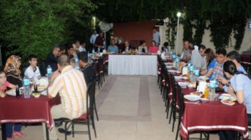 Şehit Aileleri Emniyetin Iftarında Bir Araya Geldi