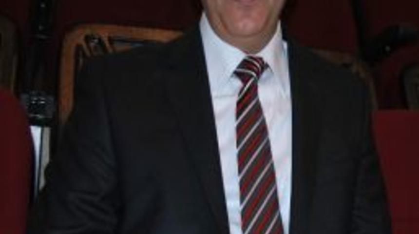 Tikbaş Londra&rsquo;ya U&ccedil;tu