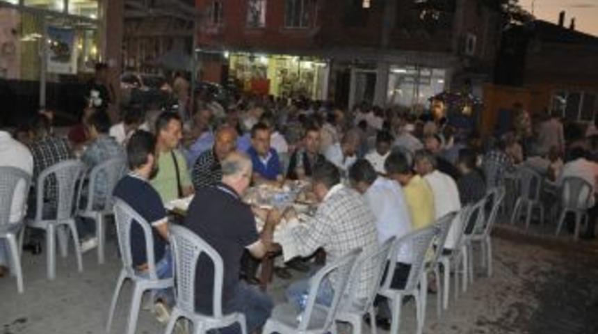 Altıyol’daki İftara Protokol Katıldı