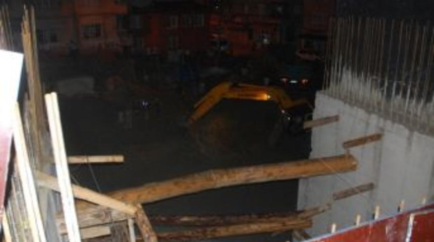 Gece Yarısı Evlerinden &Ccedil;ıkarıldılar