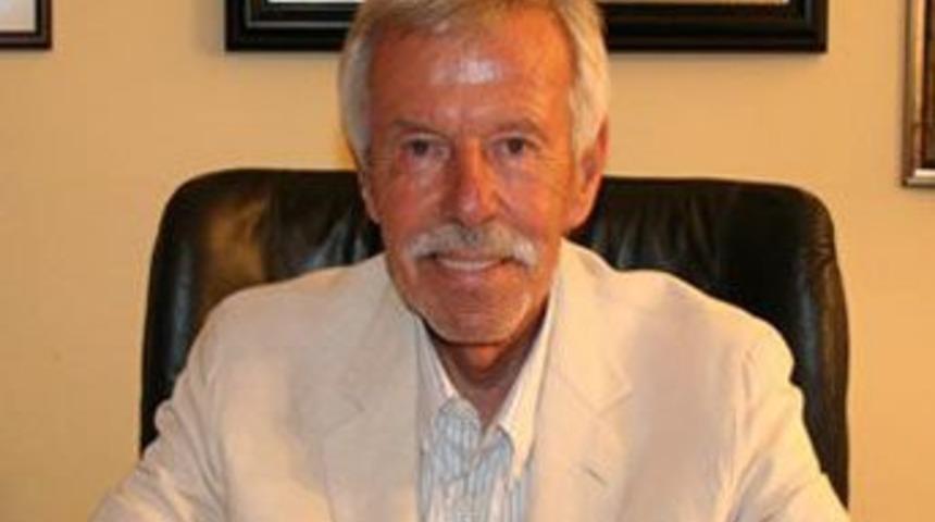 &Uuml;nl&uuml; turizmci Zeki Demirci vefat etti