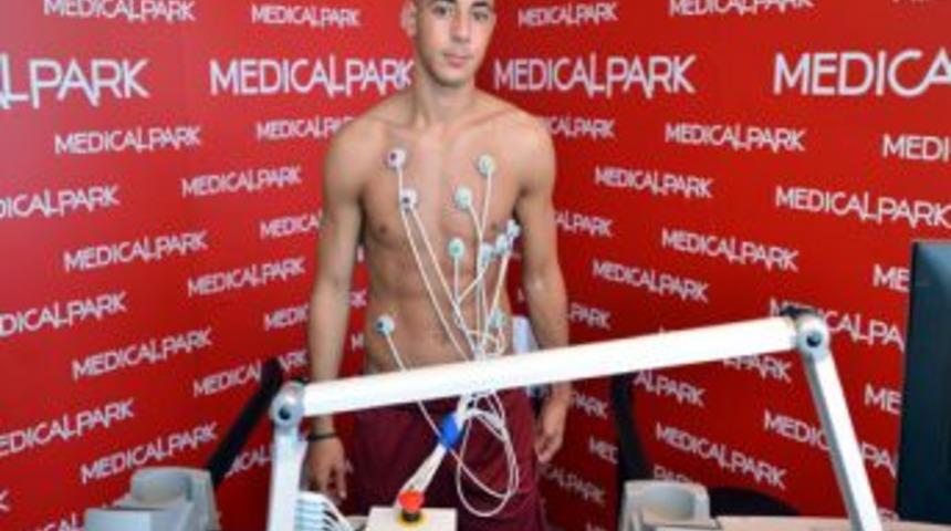 Galatasaray'da Amrabat, Sağlık Kontrol&uuml;nden Ge&ccedil;ti