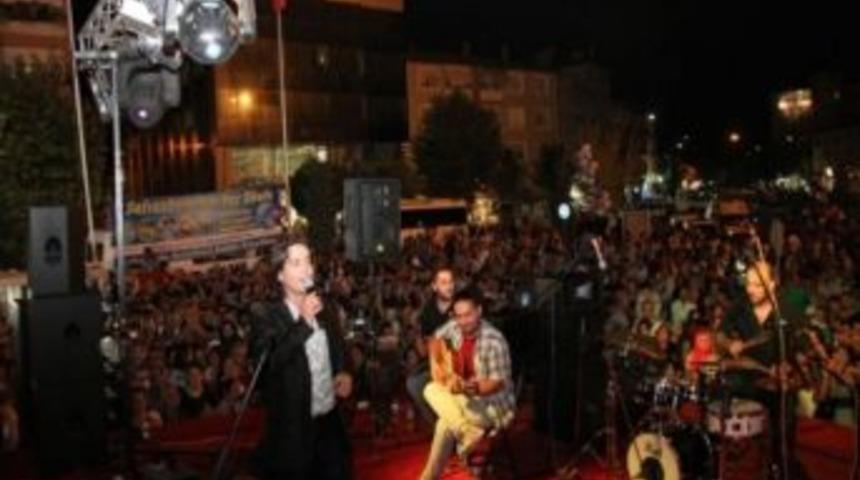 Murat Başaran Safranboluları Coşturdu