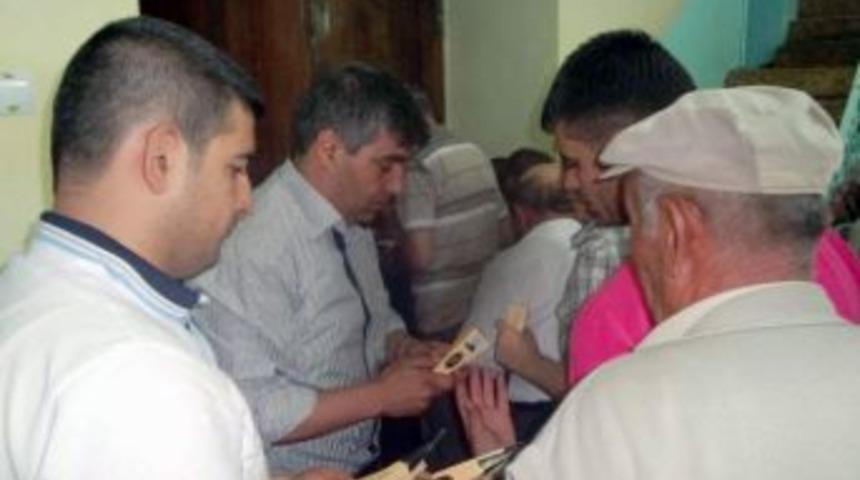 Yardımlar Devam Ediyor