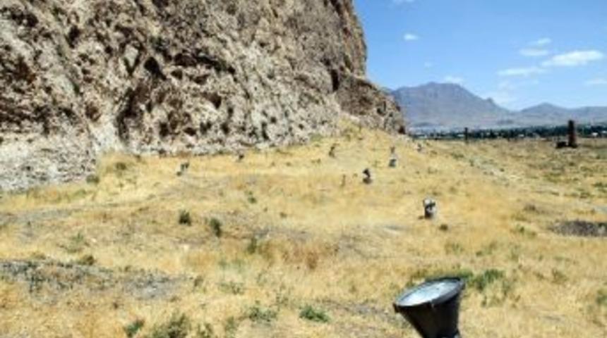 Van Kalesi Işıksız Kaldı