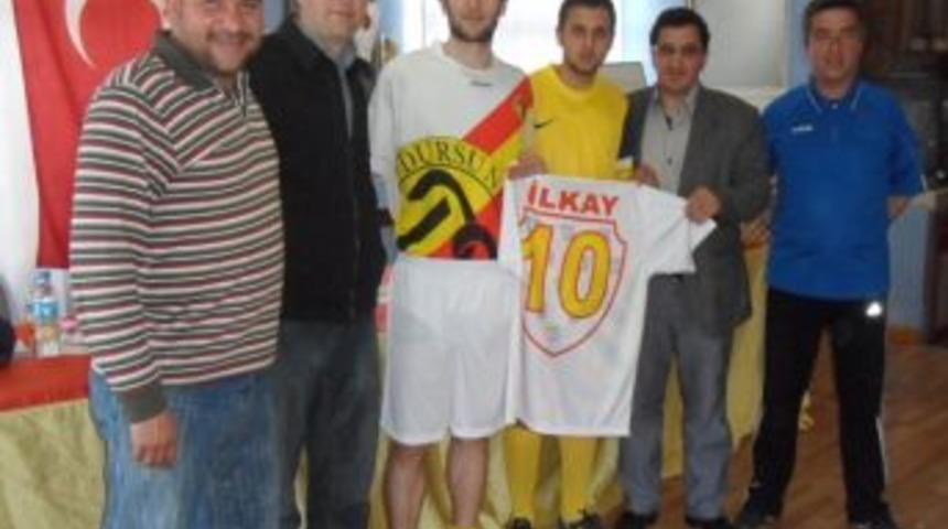 İlkay G&uuml;ndoğan Memleketine Yardım Elini Uzattı