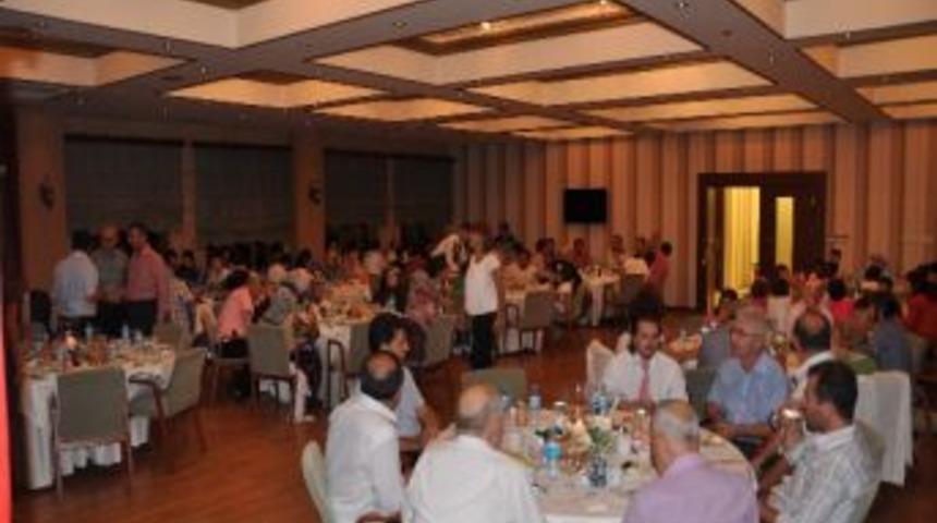 D&uuml;zce Rotary Kul&uuml;b&uuml;'nden İftar Daveti