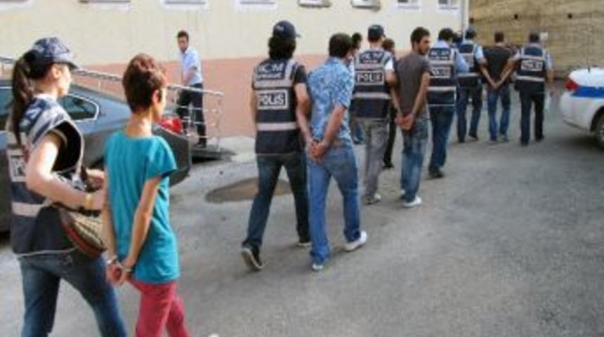 G&uuml;m&uuml;şhane&rsquo;de Uyuşturucu Operasyonu