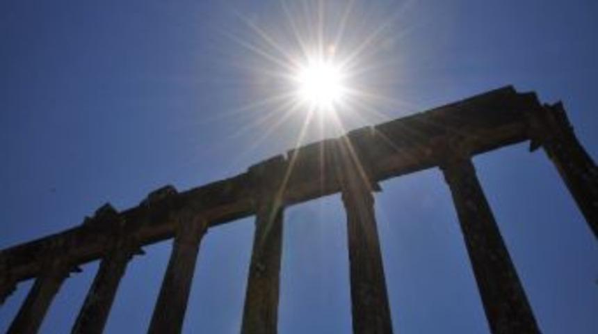 Euromos Antik Kentinde Lazerli Tarama