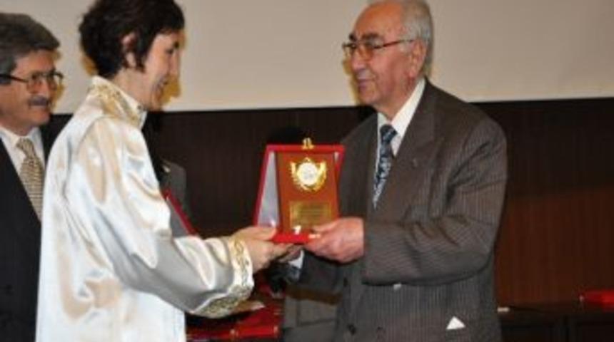 D&uuml;zce &Uuml;niversitesi&rsquo;nden Prof. Dr. Doğan &Ccedil;ağlar&rsquo;a Başsağlığı Mesajı