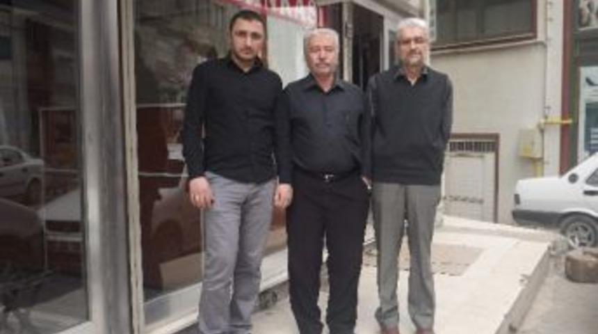 Gıda Bankası Yoksullara Yardım Derneği, İhtiya&ccedil; Sahibi Ailelerin Y&uuml;z&uuml;n&uuml; G&uuml;ld&uuml;r&uuml;yor