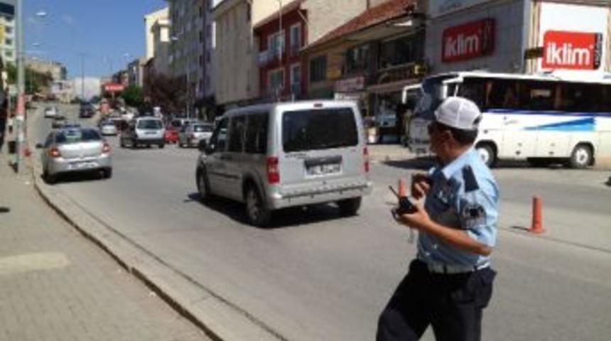Bolu&rsquo;da Trafik Polisleri G&ouml;z A&ccedil;tırmıyor