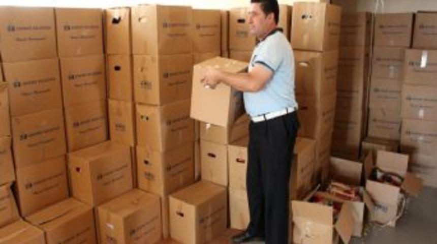 Edremit Belediyesi Bin Kişiye Gıda Paketi Dağıtıyor