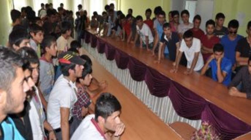 Van&rsquo;da &lsquo;tutuklu Belediye Başkanlıklarına &Ouml;zg&uuml;rl&uuml;k&rsquo; Futbol Turnuvası