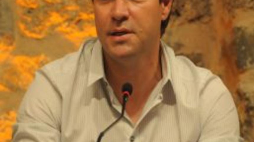 Ertuğrul Sağlam: &Ccedil;ok D&uuml;r&uuml;st Futbolcu Bile Saha I&ccedil;erisinde Canavara D&ouml;nebiliyor