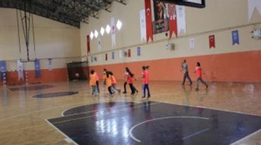 Camiler Arası Basketbol Turnuvası