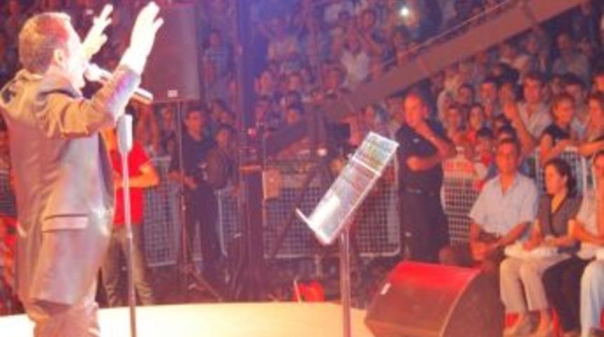 Gaziantep'te Latif Doğan R&uuml;zgarı Esti