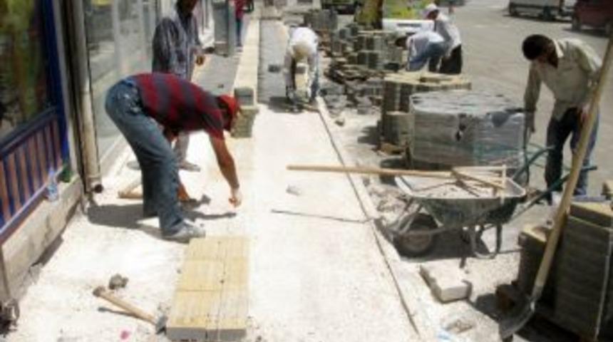 Araban Belediyesi&rsquo;nden Engellilere &Ouml;zel Kaldırım