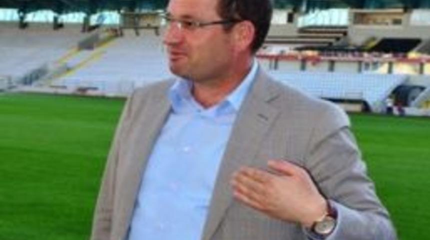 T&uuml;rk, Spor Tesislerine Hayran Kaldı