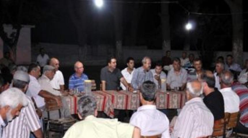 Chp&rsquo;li Baydar K&ouml;yl&uuml;n&uuml;n İftar Sofrasına Konuk Oldu