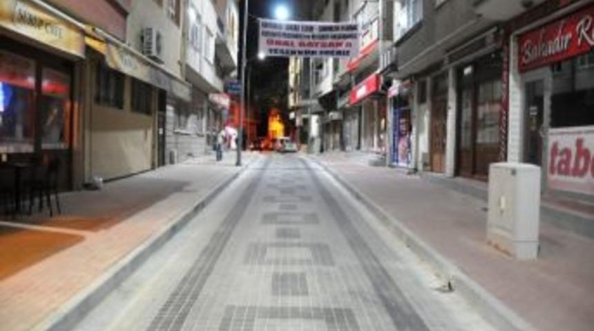 Kantarcı Sokak Aydınlatıldı
