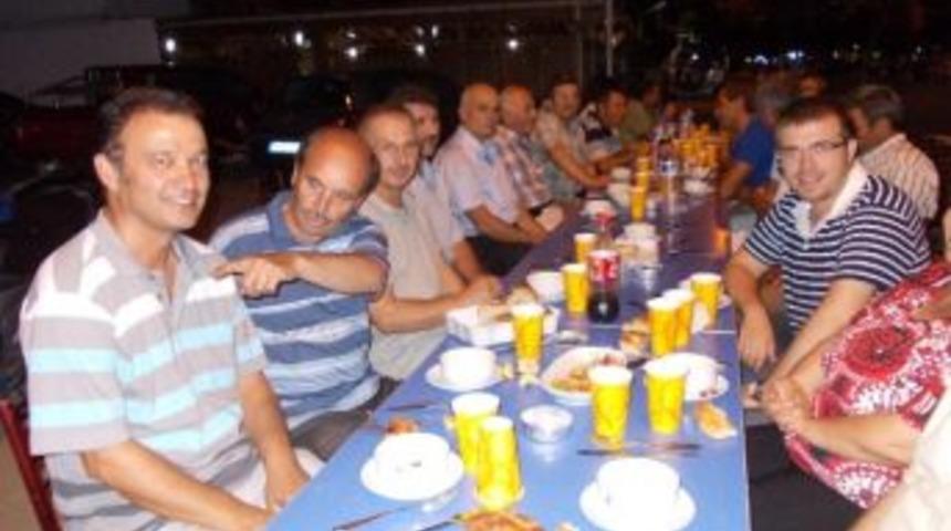 Şark&ouml;y Belediyesi İftar Verdi