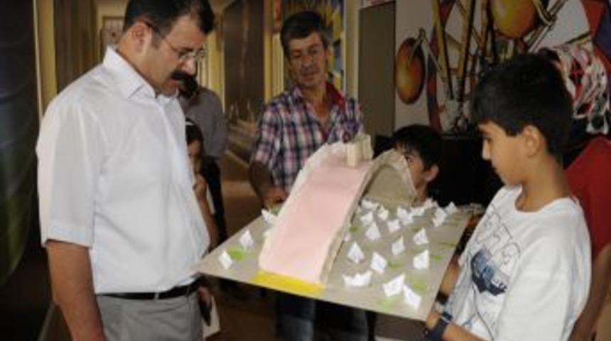 Karaman&rsquo;da Bilim Merkezindeki Kursiyerler Sertifikalarını Aldı