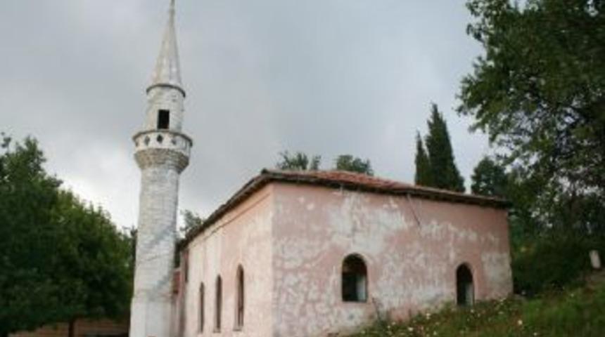 K&ouml;y Camisi Bakımsızlıktan &Ccedil;&uuml;r&uuml;yor