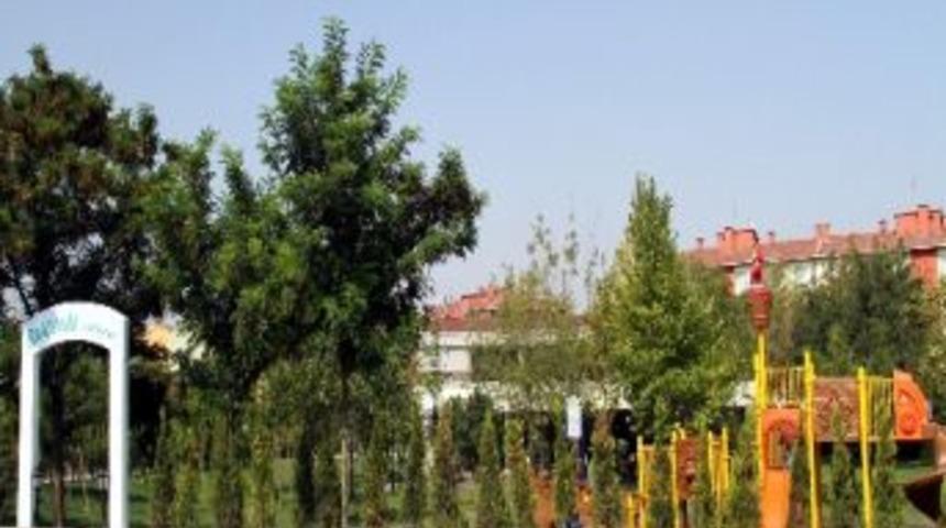 Nil&uuml;fer'de Bir Oyun Parkı Alanı Daha Restorant Oldu