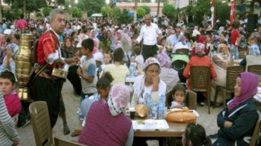 Belediye Başkanından Geleneksel İftar