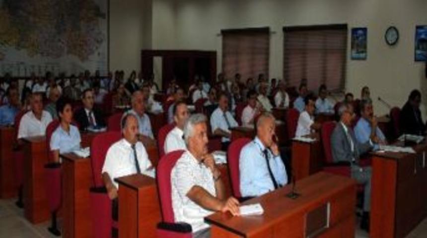 Karı Koca Kolları Sıvadılar, &Ccedil;evreyi Kurtaracaklar