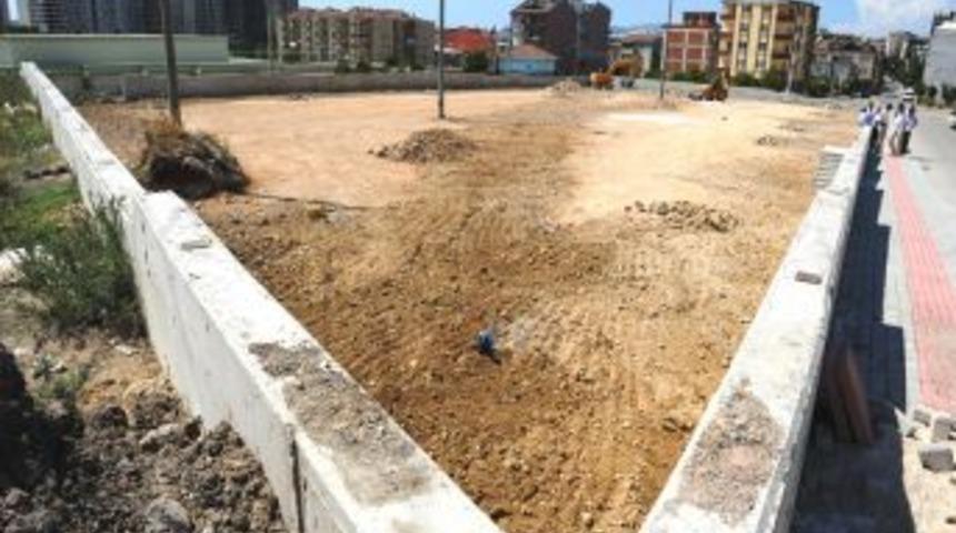 Emek Mahallesi, Yeni Pazarına Kavuşuyor