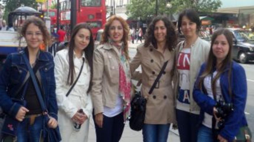 Staj I&ccedil;in Londra&rsquo;ya Giden U&Uuml;'l&uuml; &Ouml;ğrenciler D&ouml;nd&uuml;