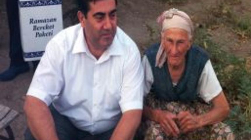 Yaşlı Teyzeden Vekile: Oğlum Seni Bir Yerlerden Tanıyacağım Amma