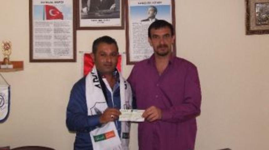 İş Adamı Ali Rıza Nasıroğlun&rsquo;dan Ardahanspor&rsquo;a Destek