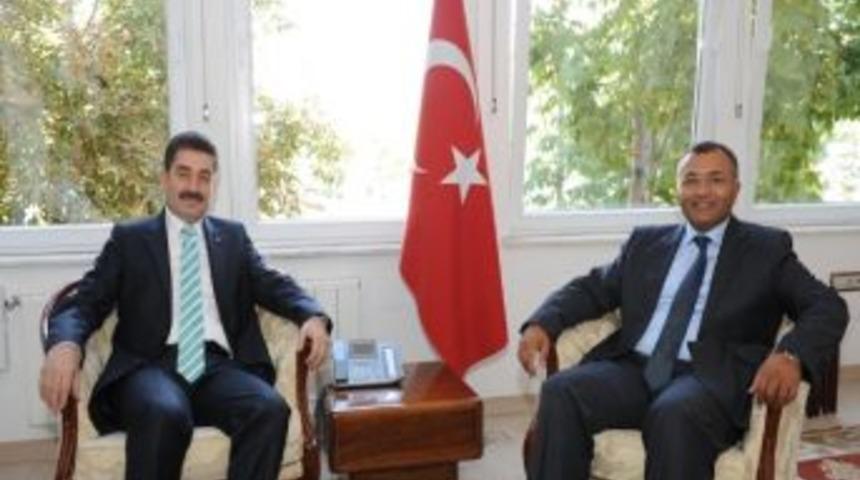 Maliye Bakan Yardımcısı Cantimur K&uuml;tahya&rsquo;da