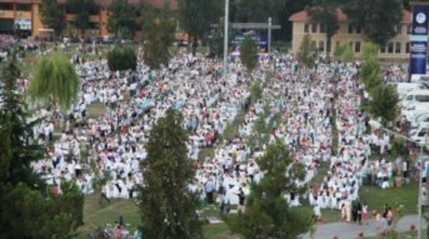 Kentpark&rsquo;ta İftar&rsquo;a Yoğun İlgi