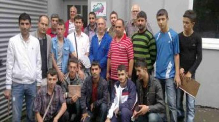 Batmanlı Gençler Mercedes Fabrikasını Gezdi