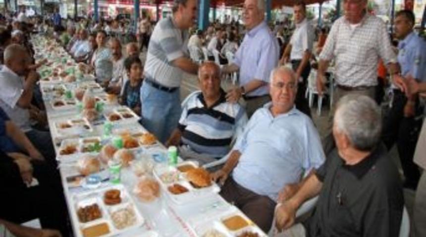 2 Bin Kişi İftar Sofrasında Buluştu